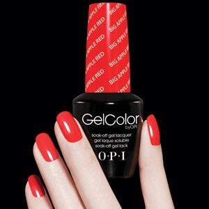 Visuel Pose de Vernis Semi-Permanent mains  OPI + Manucure